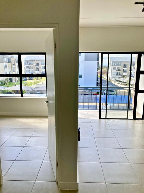 To Let 1 Bedroom Property for Rent in Somerset West Western Cape